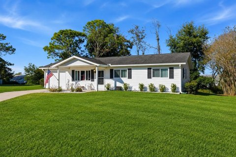 House in Ocala, Florida 2 bedrooms, 95.88 sq.m. № 2320966