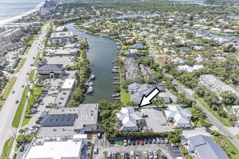 Townhouse in Vero Beach, Florida 2 bedrooms, 115.57 sq.m. № 2188401 - photo 30