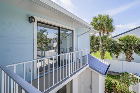 Townhouse in Vero Beach, Florida 2 bedrooms, 115.57 sq.m. № 2188401 - photo 25