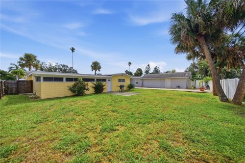 House in Saint Petersburg, Florida 2 bedrooms, 89.19 sq.m. № 2394457 - photo 20