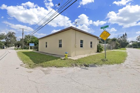 Immobilier commercial à vendre à Tampa, Floride: 159.79 m2 № 2209574 - photo 8