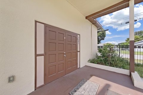 Immobilier commercial à vendre à Tampa, Floride: 159.79 m2 № 2209574 - photo 12