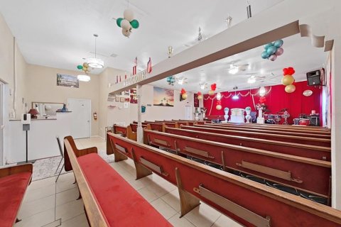 Immobilier commercial à vendre à Tampa, Floride: 159.79 m2 № 2209574 - photo 17