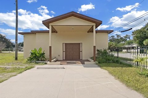 Immobilier commercial à vendre à Tampa, Floride: 159.79 m2 № 2209574 - photo 2