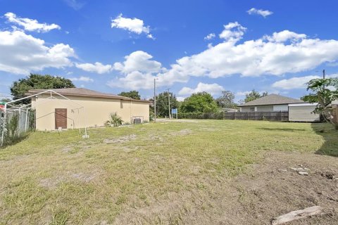 Immobilier commercial à vendre à Tampa, Floride: 159.79 m2 № 2209574 - photo 7
