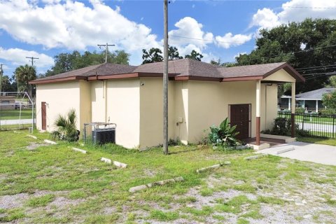 Immobilier commercial à vendre à Tampa, Floride: 159.79 m2 № 2209574 - photo 9