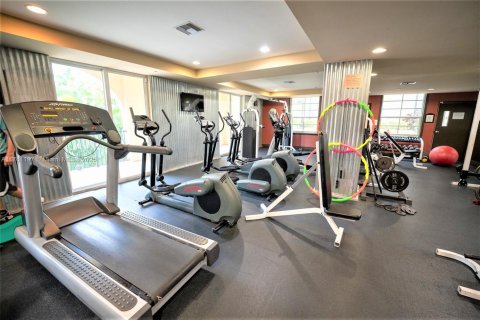 Condominio en venta en Fort Lauderdale, Florida, 1 dormitorio, 75.81 m2 № 1726791 - foto 3