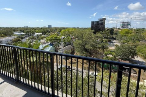 Condominio en venta en Fort Lauderdale, Florida, 1 dormitorio, 75.81 m2 № 1726791 - foto 8