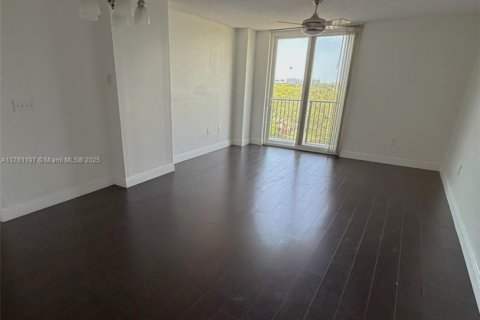 Condominio en venta en Fort Lauderdale, Florida, 1 dormitorio, 75.81 m2 № 1726791 - foto 12