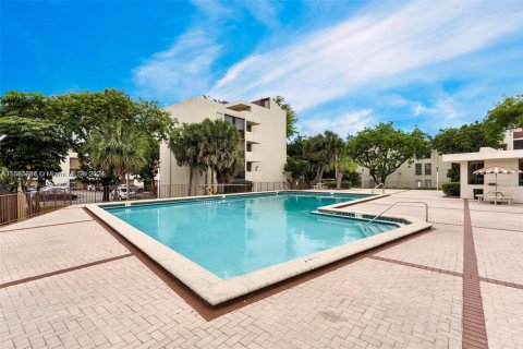 Copropriété à vendre à Miami, Floride: 2 chambres, 89.93 m2 № 1812195 - photo 20