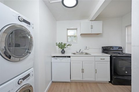Appartement à Saint Petersburg, Floride 2 chambres, 102.19 m2 № 2155904