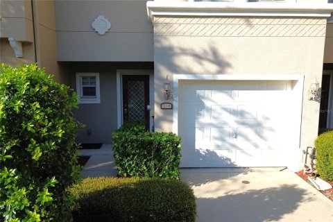 Touwnhouse à vendre à Brandon, Floride: 2 chambres, 134.52 m2 № 2138959 - photo 2