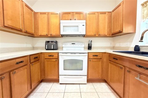 Touwnhouse à vendre à Brandon, Floride: 2 chambres, 134.52 m2 № 2138959 - photo 16