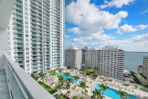 Condominio en alquiler en Miami, Florida, 2 dormitorios, 103.4 m2 № 1991075 - foto 2
