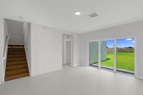 Touwnhouse à vendre à Homestead, Floride: 5 chambres № 2079775 - photo 5