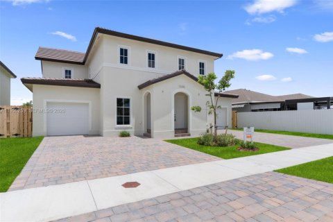 Touwnhouse à Homestead, Floride 5 chambres № 2079775