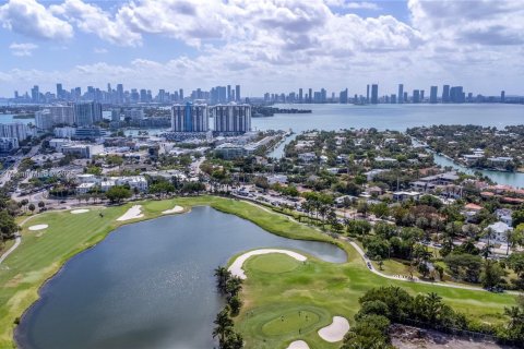 Condominio en alquiler en Miami Beach, Florida, 2 dormitorios, 97.64 m2 № 1922837 - foto 24