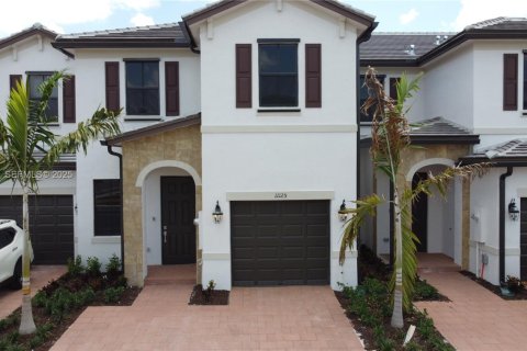 Купить таунхаус в Хайалиа, Флорида 4 спальни, 177.81м2, № 1988233 - фото 2