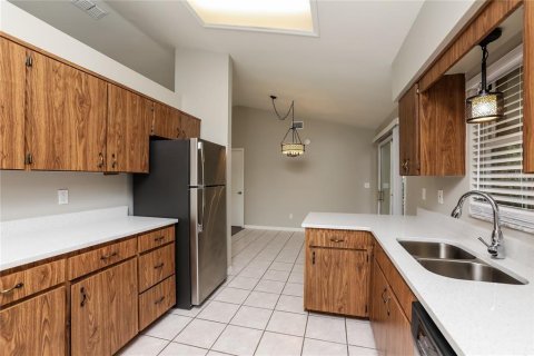 Casa en alquiler en Deltona, Florida, 3 dormitorios, 128.39 m2 № 1910185 - foto 6