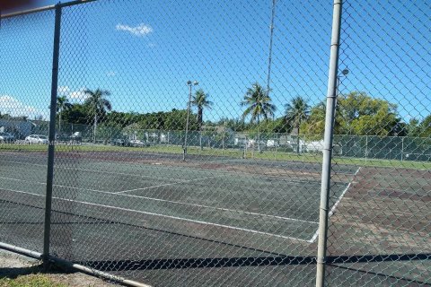 Copropriété à vendre à Miami Gardens, Floride: 2 chambres, 107.95 m2 № 2034868 - photo 14