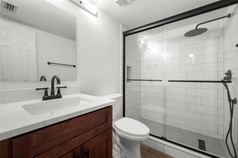 Condo in Indian Rocks Beach, Florida, 2 bedrooms № 2100358 - photo 30