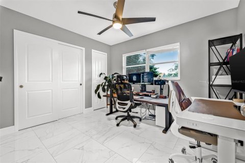 Condo in Saint Petersburg, Florida, 2 bedrooms  № 1833171 - photo 10