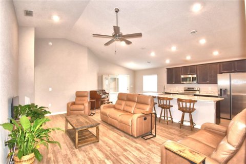 Villa ou maison à vendre à Auburndale, Floride: 4 chambres, 151.15 m2 № 2310107 - photo 14