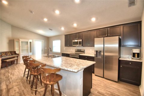 Villa ou maison à vendre à Auburndale, Floride: 4 chambres, 151.15 m2 № 2310107 - photo 13