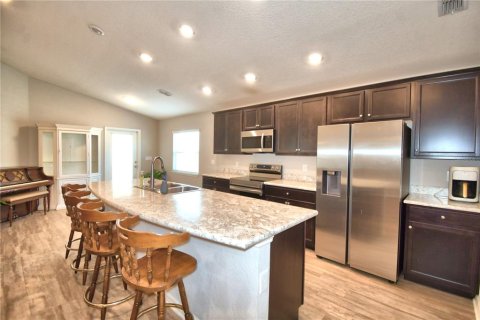 Villa ou maison à vendre à Auburndale, Floride: 4 chambres, 151.15 m2 № 2310107 - photo 12