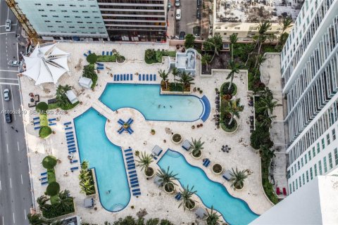 Condominio en alquiler en Miami, Florida, 2 dormitorios, 120.12 m2 № 2006665 - foto 23