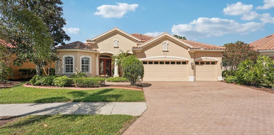 House in North Port, Florida 4 bedrooms, 269.14 sq.m. № 1626266