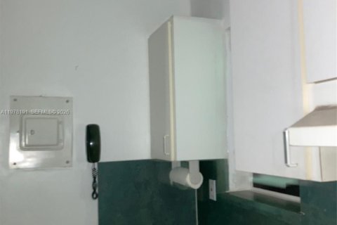 Copropriété à vendre à Miami, Floride: 1 chambre, 51.1 m2 № 2042035 - photo 7