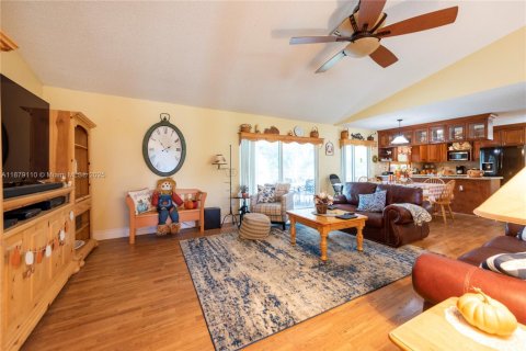 Casa en venta en Coral Springs, Florida, 4 dormitorios, 189.52 m2 № 1927833 - foto 12