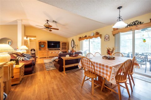 Casa en venta en Coral Springs, Florida, 4 dormitorios, 189.52 m2 № 1927833 - foto 9