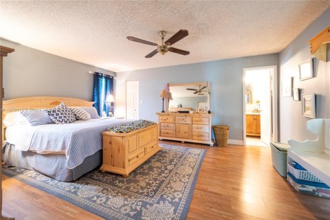 Casa en venta en Coral Springs, Florida, 4 dormitorios, 189.52 m2 № 1927833 - foto 19