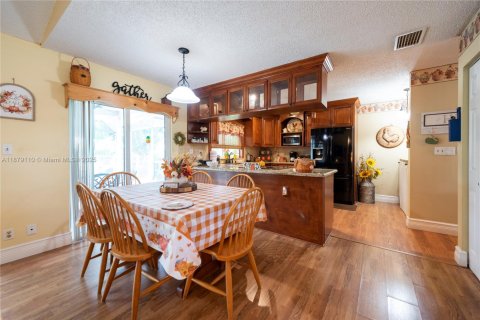 Casa en venta en Coral Springs, Florida, 4 dormitorios, 189.52 m2 № 1927833 - foto 10