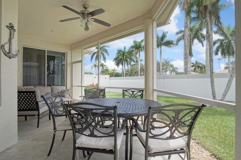 House in West Palm Beach, Florida 3 bedrooms, 199.37 sq.m. № 2158177 - photo 30