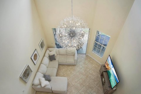 House in West Palm Beach, Florida 3 bedrooms, 199.37 sq.m. № 2158177 - photo 9