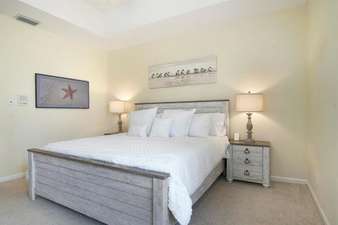 House in West Palm Beach, Florida 3 bedrooms, 199.37 sq.m. № 2158177 - photo 18