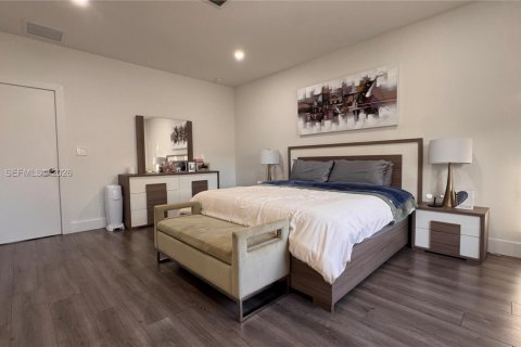 Adosado en alquiler en Miami, Florida, 4 dormitorios, 168.34 m2 № 2031712 - foto 21