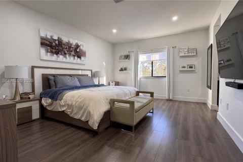 Adosado en alquiler en Miami, Florida, 4 dormitorios, 168.34 m2 № 2031712 - foto 20