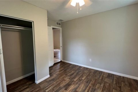 House in Lakeland, Florida 4 bedrooms, 109.53 sq.m. № 1915815 - photo 13