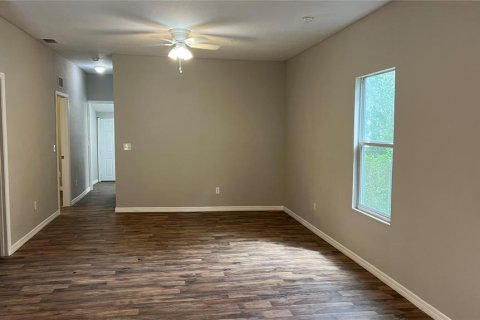 House in Lakeland, Florida 4 bedrooms, 109.53 sq.m. № 1915815 - photo 5