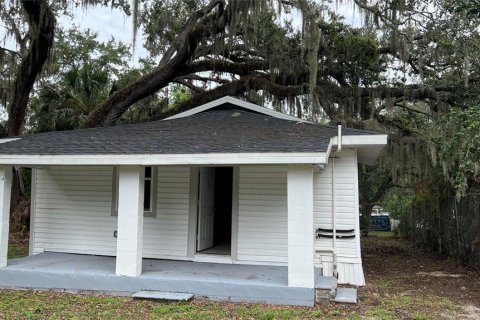 House in Lakeland, Florida 4 bedrooms, 109.53 sq.m. № 1915815 - photo 2