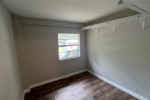 House in Lakeland, Florida 4 bedrooms, 109.53 sq.m. № 1915815 - photo 17