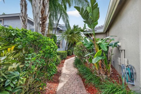 Villa ou maison à vendre à Boca Raton, Floride: 3 chambres, 212.56 m2 № 2398072 - photo 5