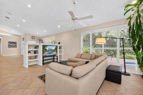 Villa ou maison à vendre à Boca Raton, Floride: 3 chambres, 212.56 m2 № 2398072 - photo 28
