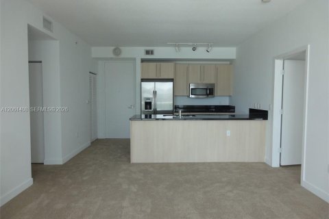 Condominio en alquiler en Miami, Florida, 2 dormitorios, 94.11 m2 № 2169515 - foto 20