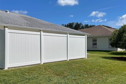 House in Ocala, Florida 3 bedrooms, 148.18 sq.m. № 1900193 - photo 7