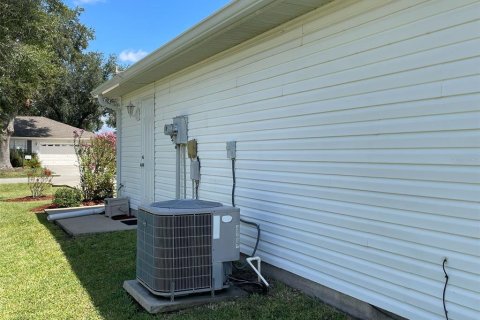 House in Ocala, Florida 3 bedrooms, 148.18 sq.m. № 1900193 - photo 6